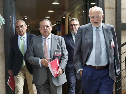 Vicente Boluda, presidente de la Asociaci&oacute;n Valenciana de Empresarios, con Juan Roig, presidente de Mercadona. 