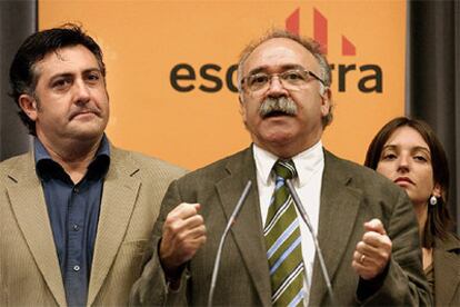 Josep Lluís Carod-Rovira y Joan Puigcercós, durante la conferencia de prensa en la sede de ERC.