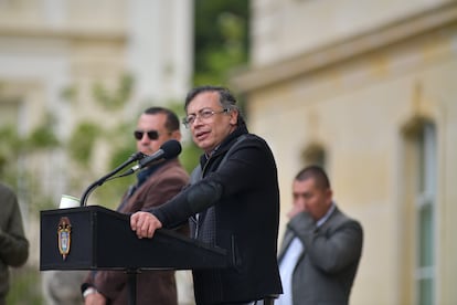 Gustavo Petro Álvaro Leyva