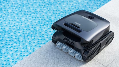 Artículo de EL PAÍS Escaparate que describe las ventajas de uso del robot limpiador de piscinas Beatbot