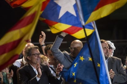 Mas, Romeva i Junqueras celebren els resultats.