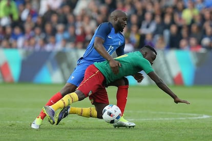 Lassana Diarra, en el partido ante Camer&uacute;n.