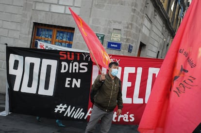 Sindicato Único de Trabajadores de Notimex (SUTNOTIMEX) se manifestó afuera de Palacio Nacional el pasado 8 de septiembre.