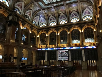 Patio de operaciones de la Bolsa de Madrid.