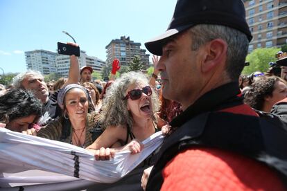 Protestas por la sentencia de 'La Manada' frente al Palacio de Justicia de Pamplona.