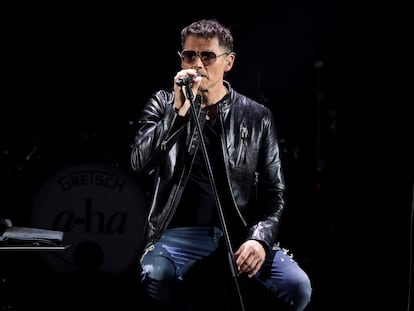 Morten Harket, durante un concierto en Oslo el 9 de febrero de 2018.