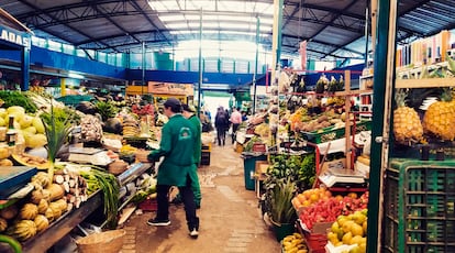 Bogotá. En la plaza de Paloquemao, es uno de los más grandes de la ciudad. 
