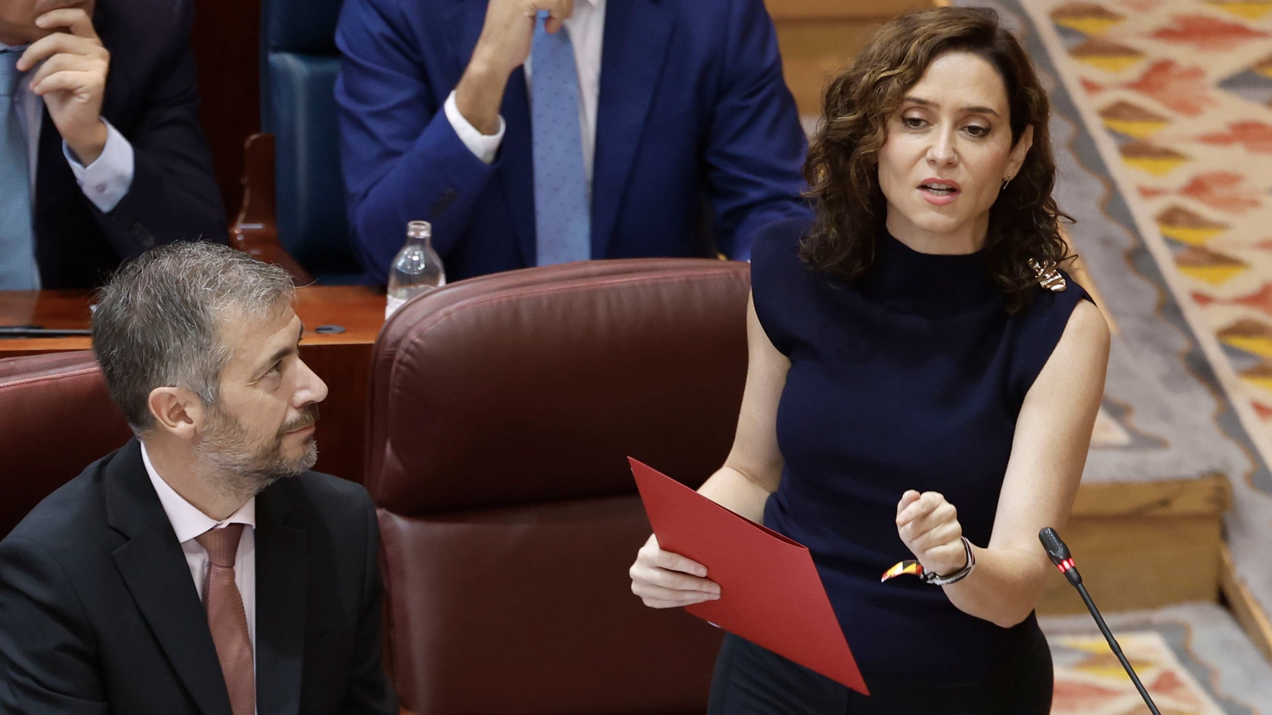 Ayuso ataca las movilizaciones en su contra: “La izquierda, cuando va a perder las elecciones, se vuelve violenta”