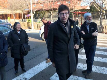 Carles Mundó a la seva arribada al col·legi electoral de Gurb (Osona), on resideix, el passat 21 de desembre.