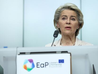 La presidenta de la Comisión Europea, Ursula von der Leyen, en una comparecencia en Bruselas este miércoles.