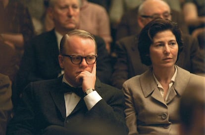 Philip Seymour Hoffman y Catherine Keener como Truman Capote y Harper Lee en la película 'Capote'.