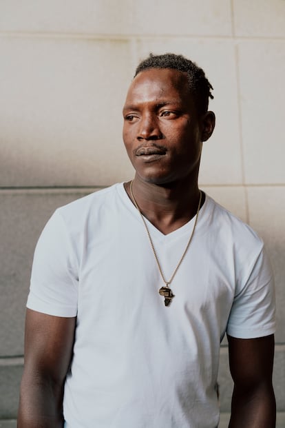 Abou Sangaré, junto a la estación de tren de Amiens (Francia), el 18 de abril.