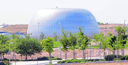 Uno de los edificios construidos en los terrenos que ocupará la Ciudad de la Justicia de Madrid. 