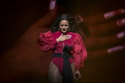 La cantante de Sant Esteve Sesrovires llevó al recinto barcelonés el flamenco fusión de su trabajo más destacado.