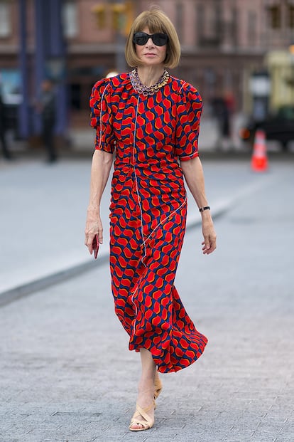 Anna Wintour y sus inseparables gafas de Chanel.