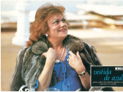 «Vestidas de azul», la realidad de las mujeres trans hace 35 años