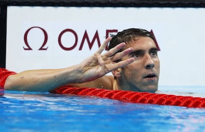 Phelps celebra su cuarto oro.