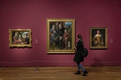  Cuadros de Sofonisba Anguissola. La Partida de Ajedrez, izquierda, Retrato de Familia, centro y Bianca Ponzoni, derecha. 