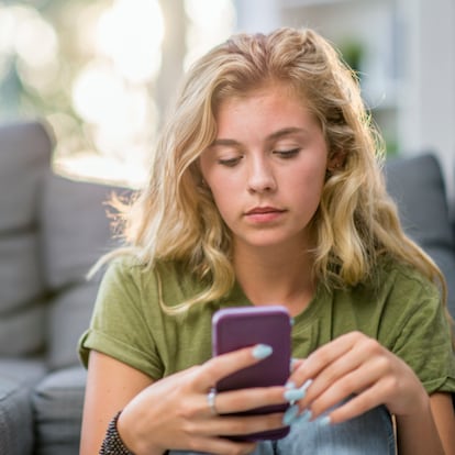 Artículo de EL PAÍS Escaparate que describe las ventajas de suscribirse a Movistar Plus+ con el Bono Cultural Joven