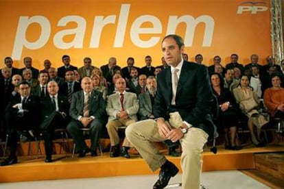 El presidente Francisco Camps, ayer, durante el acto celebrado en el Palau de la Música de Valencia.