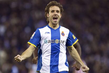 Verdú celebra su primer gol ante el Atlético.