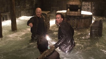 Ed Harris y Nicolas Cage en el filme 'La búsqueda 2: el diario secreto'.