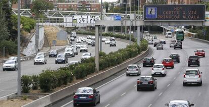 La autovía A1, a la salida de Madrid, el pasado junio.