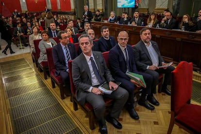 Os doze líderes independentistas catalães, no Tribunal Supremo durante o julgamento do 'procés'.