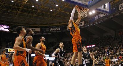 Imagen del partido de ida entre el Valencia y el Zizhny Novgorod.