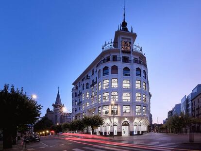 Fachada de la nueva tienda de Zara en Pamplona en una imagen facilitada por Inditex.