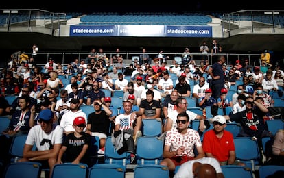 Aspecto de la grada del Stade Océane en el amistoso que disputó el PSG.