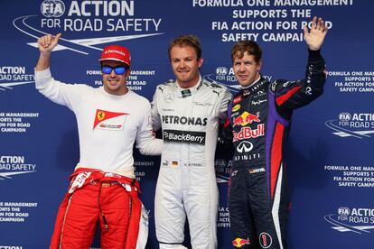 Nico Rosberg entre Vettel y Fernando Alonso.