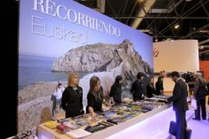 Vista del pabellón de Euskadi de la XXXIII edición de la Feria Internacional de Turismo de Madrid, Fitur, que se ha inaugurado hoy y que se celebra hasta el 3 de febrero en el Ifema.