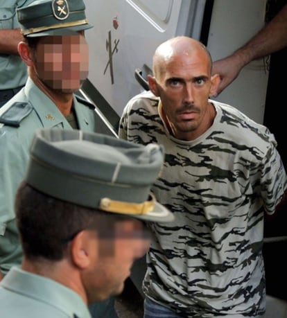 José Ángel Martins Mendoza, uno de los dos presuntos implicados en el intento de robo en A Cañiza, a su llegada al Juzgado.