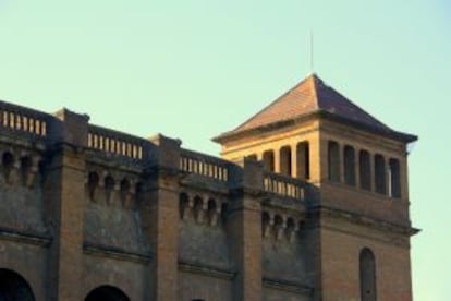 Fachada del Dipòsit de les Aigües, en Barcelona.
