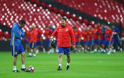 Lopetegui, durante un entrenamiento en Wembley.