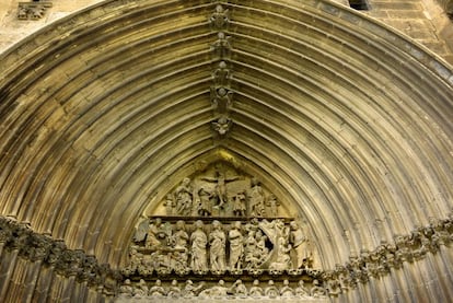 El pórtico de la iglesia del Santo Sepulcro, en Estella-Lizarra.