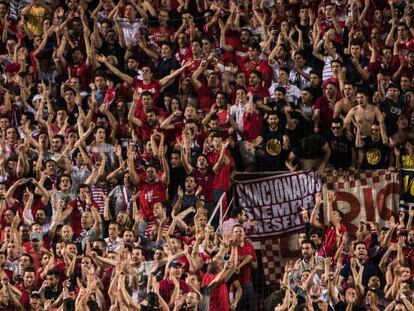 La grada norte donde se ubican los Biris. 