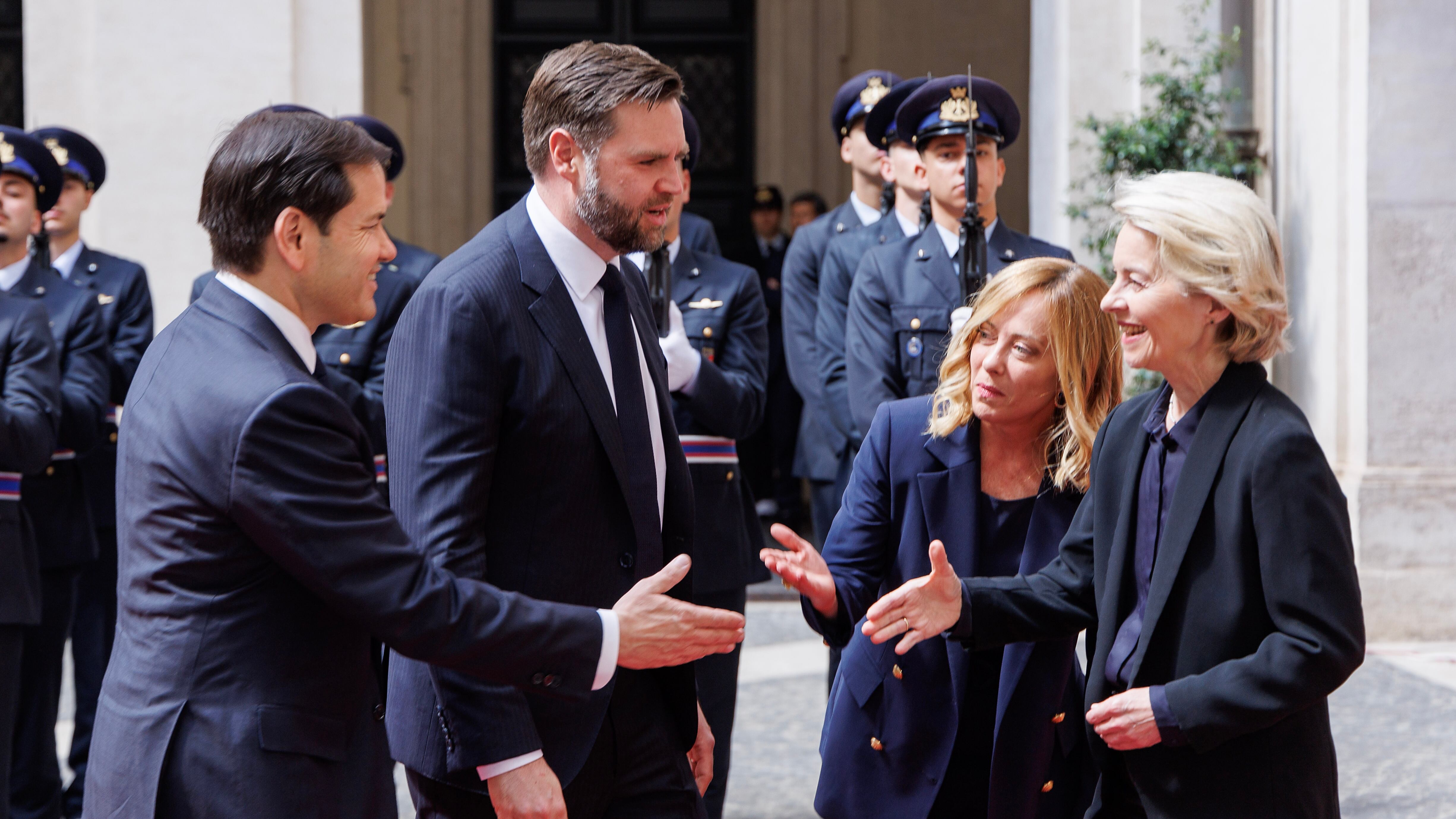 Vance y Von der Leyen inician un deshielo en Roma en una cita que permite a Meloni lucirse como mediadora