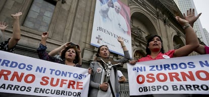 Protesta del movimiento Laicos de Osorno en Santiago de Chile.