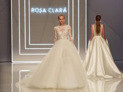 Rosa Clará ha inaugurado este martes la Barcelona Bridal Fashion Week.