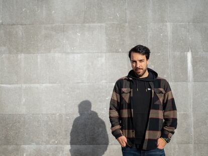 El director del documental 'Seaspiracy', Ali Tabrizi, en Lisboa a finales de octubre.