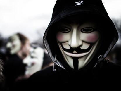 Absueltos los tres acusados de formar la cúpula española de Anonymous