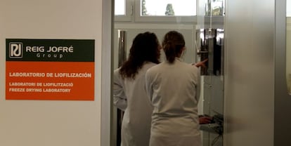 Entrada a un laboratorio de Reig Jofr&eacute;.