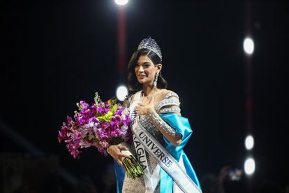 Sheynnis Palacios, Miss Nicaragua, después de ser coronada Miss Universo, durante el 72º concurso de Miss Universo en San Salvador.