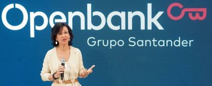 La presidenta de Banco Santander, el viernes, en el acto de Openbank.