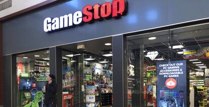 Vista de una tienda de GameStop en Estados Unidos. 