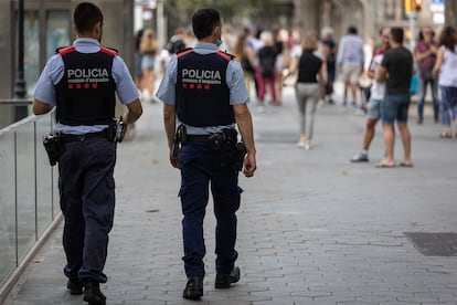 Agentes de los Mossos d'Esquadra.