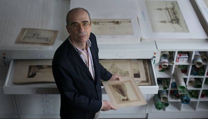 Juan José Lahuerta en la sede de la Cátedra Gaudí de la ETSAB-UPC, en el campus de la Diagonal de Barcelona.