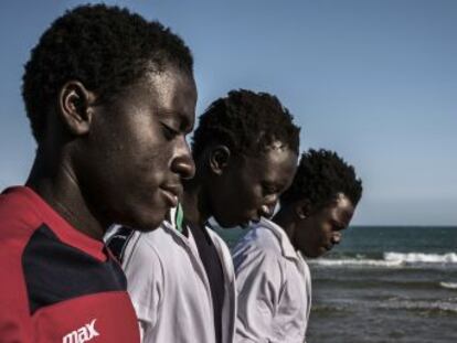 Varones subsaharianos, de menos de 17 años, sin estudios y solos. Este es el retrato robot de los menores más vulnerables según Unicef y la Organización Internacional de las Migraciones